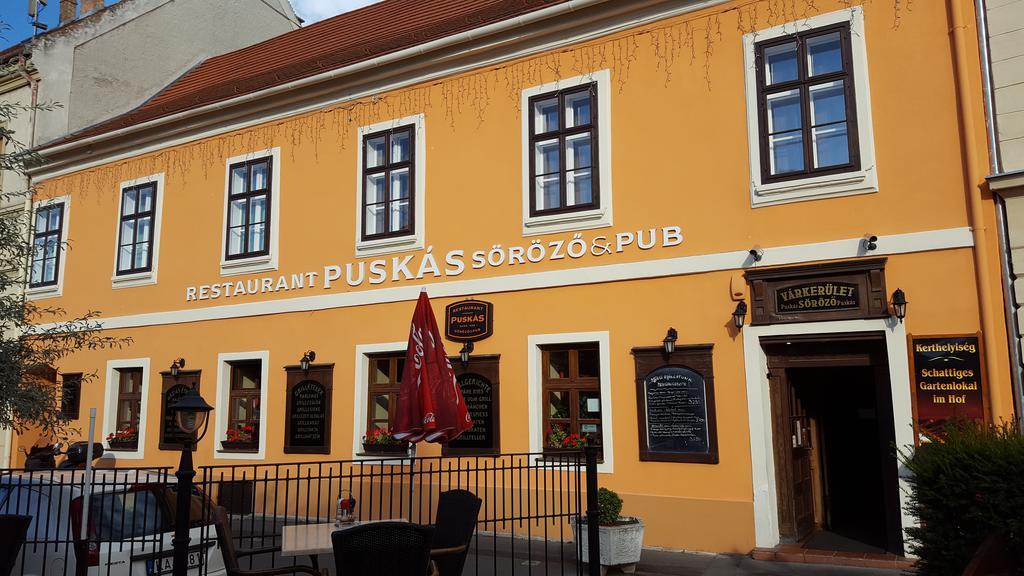 Varkeruelet Apartman Sopron Extérieur photo
