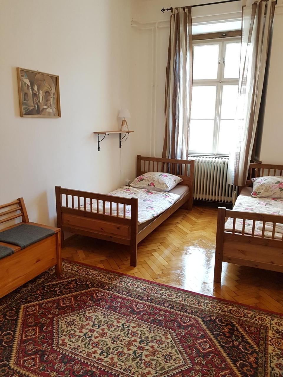 Varkeruelet Apartman Sopron Extérieur photo